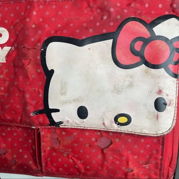 Hello Kitty Laptop Bag 💼 (severely damaged) - Picture 8 of 10